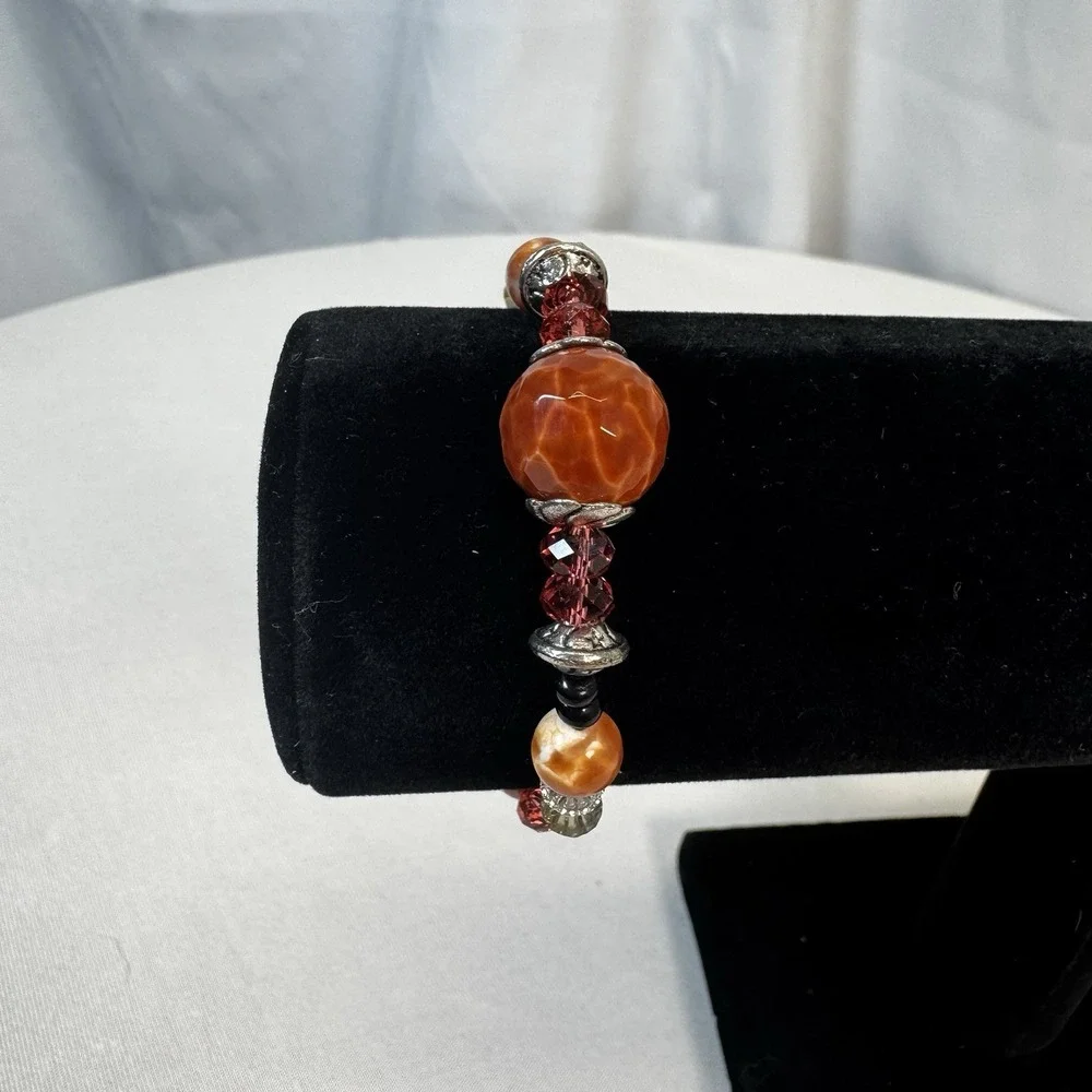 Orange/Peach Tone Beaded Bracelet With‎ Silver Toggle Clasp